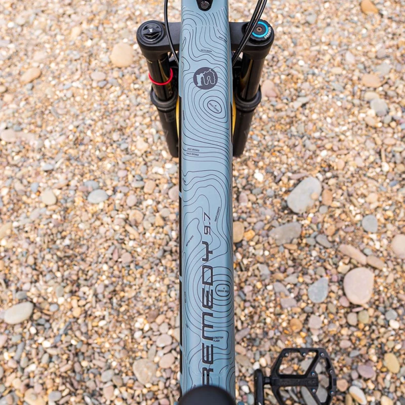 Frame Skinz Contours